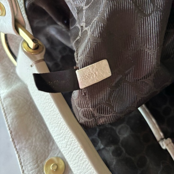 Oroton Cream Leather Shoulder Bag - Picture 12 of 16